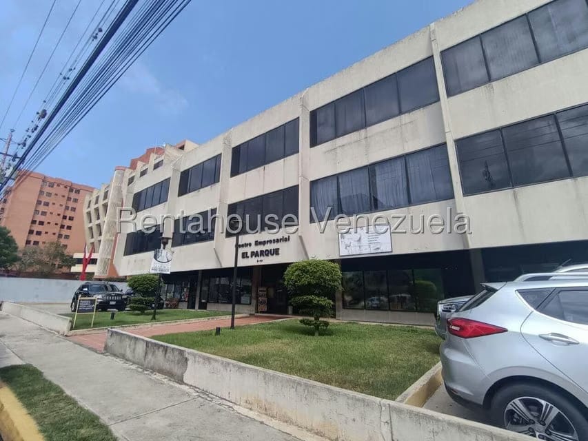 Comercial (Local Comercial) en Alquiler en El Parque, Lara - 11