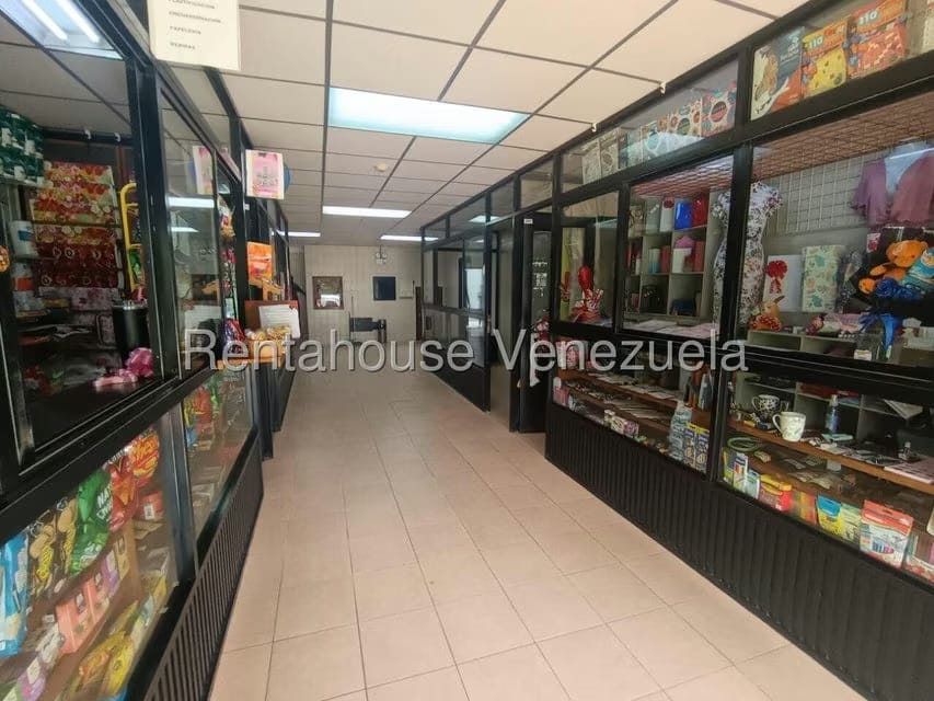 Comercial (Local Comercial) en Alquiler en El Parque, Lara - 13