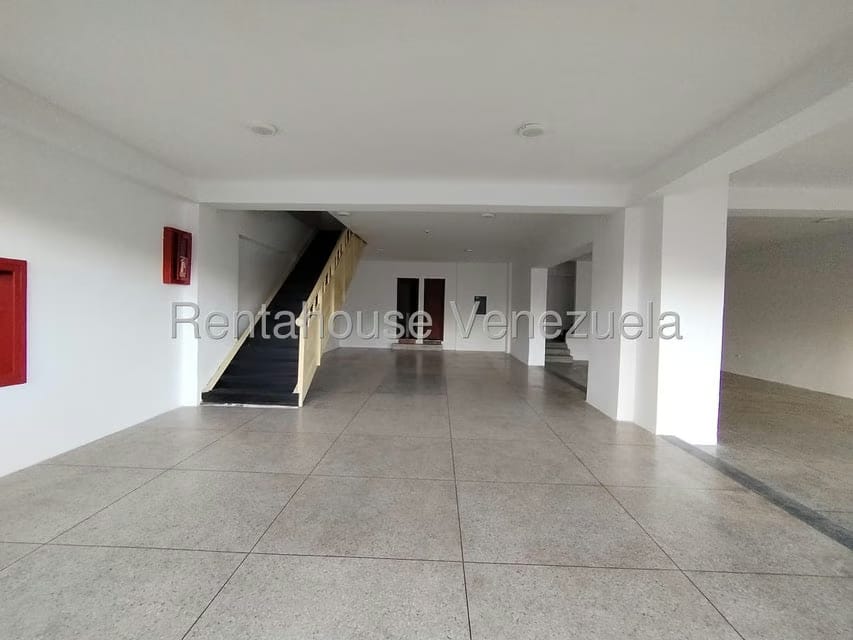 Comercial (Local Comercial) en Alquiler en Avenida Lara, Carabobo - 5