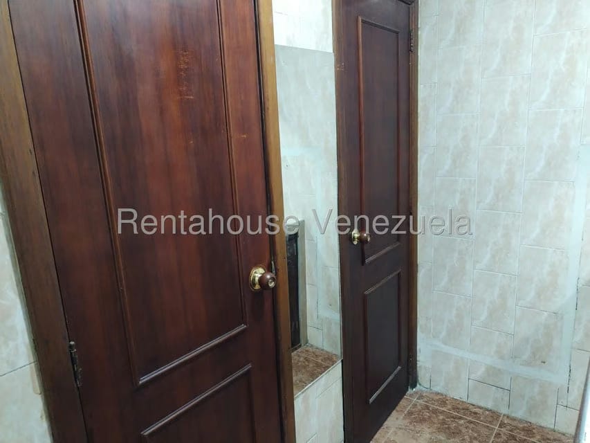Comercial (Local Comercial) en Alquiler en Avenida Lara, Carabobo - 9