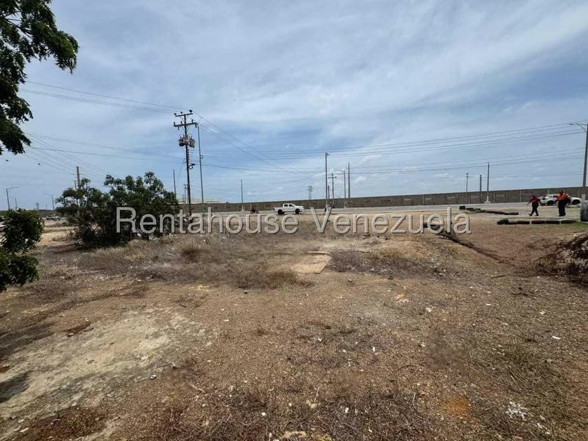 Terreno (Comercial) en Venta en Punto Fijo, Falcon - 2