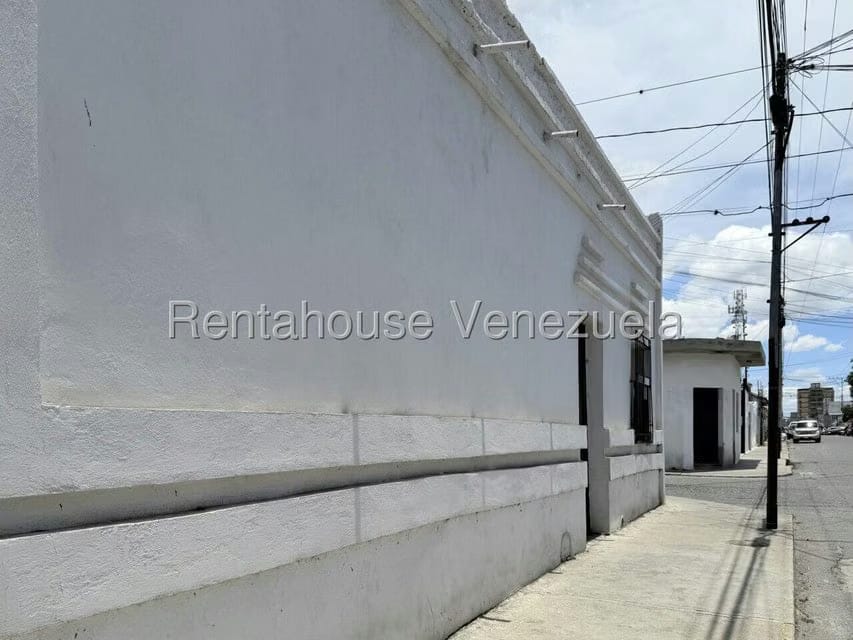 Comercial (Local Comercial) en Alquiler en Centro, Lara - 2