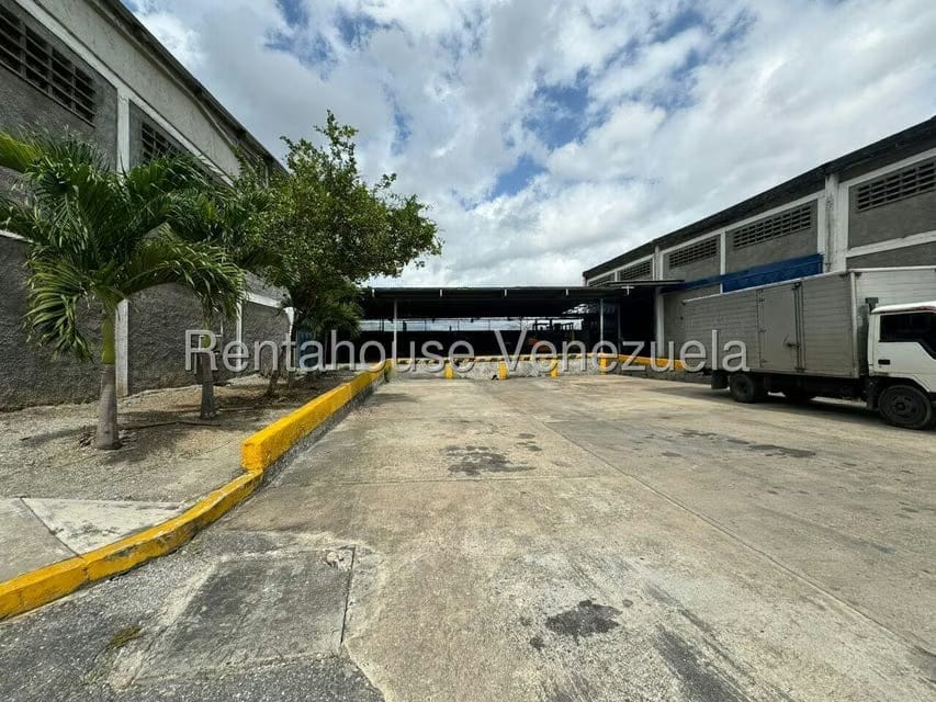 Comercial (Galpon - Deposito) en Venta en Guatire, Miranda - 15
