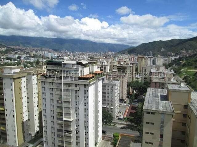 Apartamento (Penthouse) en Venta en Montalban III, Distrito Metropolitano - 37