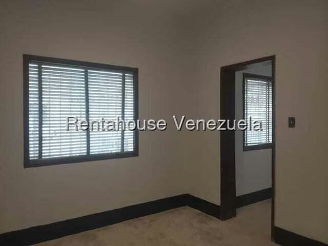 Casa (Duplex) en Venta en San Bernardino, Distrito Metropolitano - 16