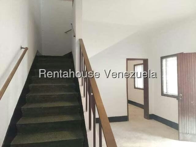 Casa (Duplex) en Venta en San Bernardino, Distrito Metropolitano - 24
