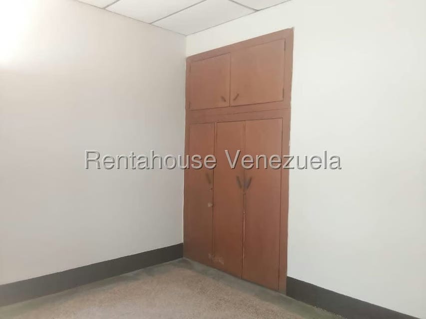Casa (Duplex) en Venta en San Bernardino, Distrito Metropolitano - 27