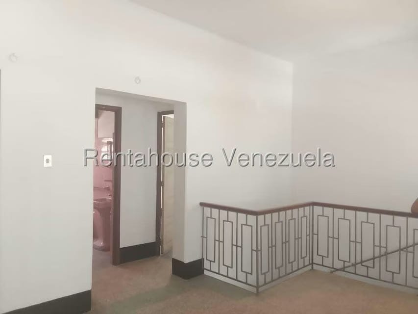 Casa (Duplex) en Venta en San Bernardino, Distrito Metropolitano - 29