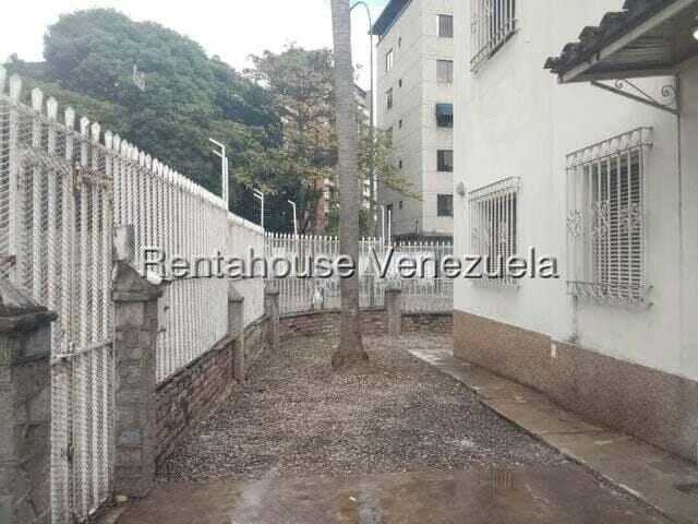 Casa (Duplex) en Venta en San Bernardino, Distrito Metropolitano - 4