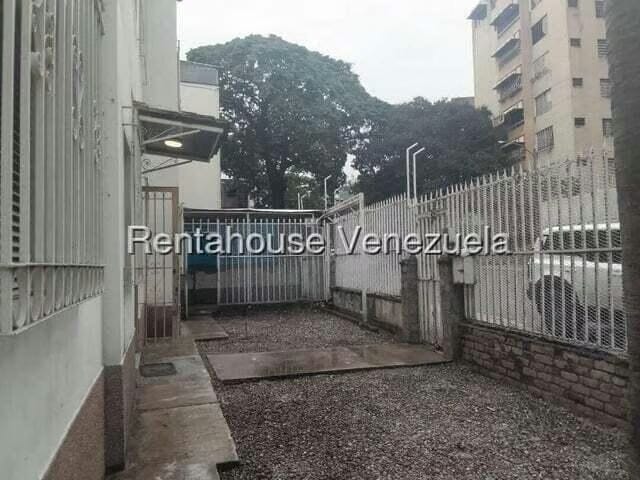 Casa (Duplex) en Venta en San Bernardino, Distrito Metropolitano - 5