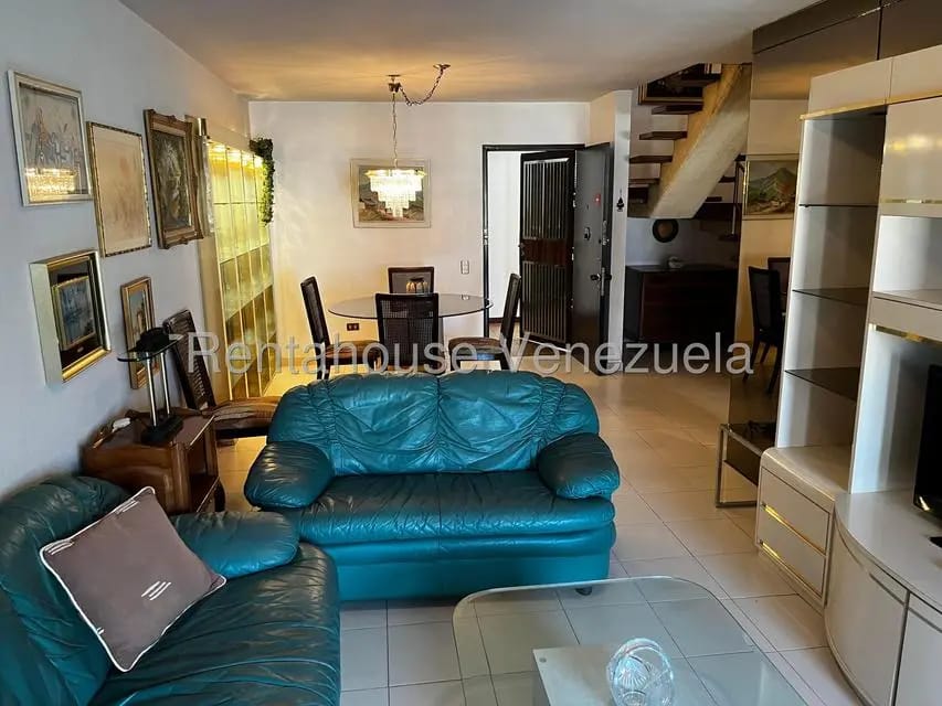 Apartamento (1 Nivel) en Alquiler en Los Palos Grandes, Distrito Metropolitano - 5