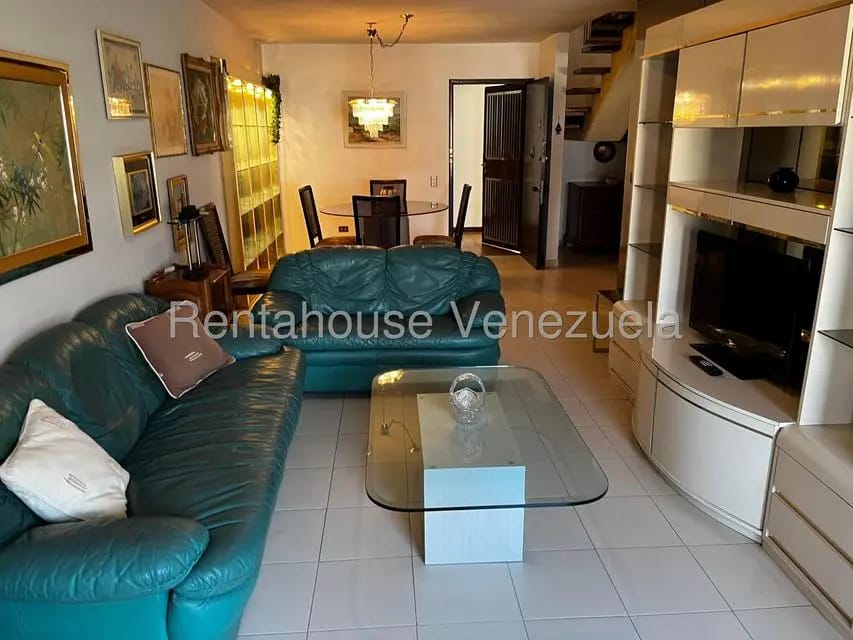 Apartamento (1 Nivel) en Alquiler en Los Palos Grandes, Distrito Metropolitano - 6