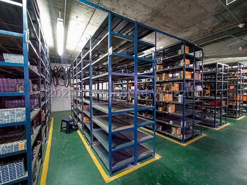 Comercial (Local Comercial) en Venta en Los Cortijos de Lourdes, Distrito Metropolitano - 13