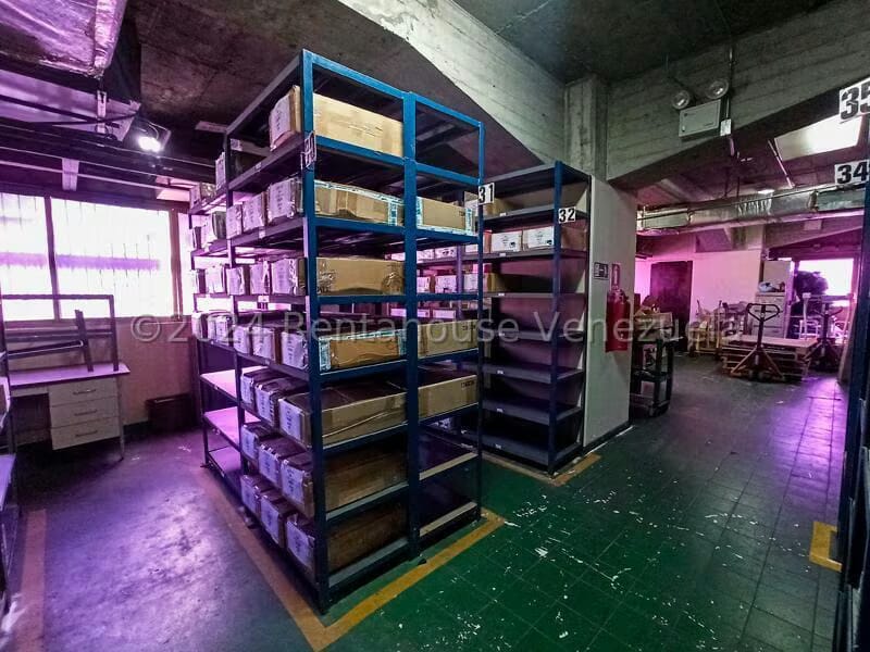 Comercial (Local Comercial) en Venta en Los Cortijos de Lourdes, Distrito Metropolitano - 17