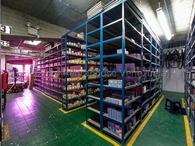 Comercial (Local Comercial) en Venta en Los Cortijos de Lourdes, Distrito Metropolitano - 18