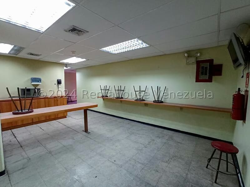 Comercial (Local Comercial) en Venta en Los Cortijos de Lourdes, Distrito Metropolitano - 22