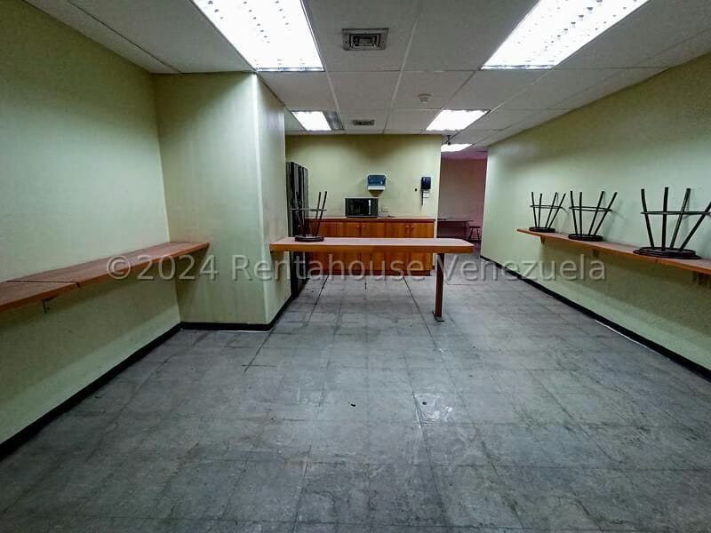 Comercial (Local Comercial) en Venta en Los Cortijos de Lourdes, Distrito Metropolitano - 26