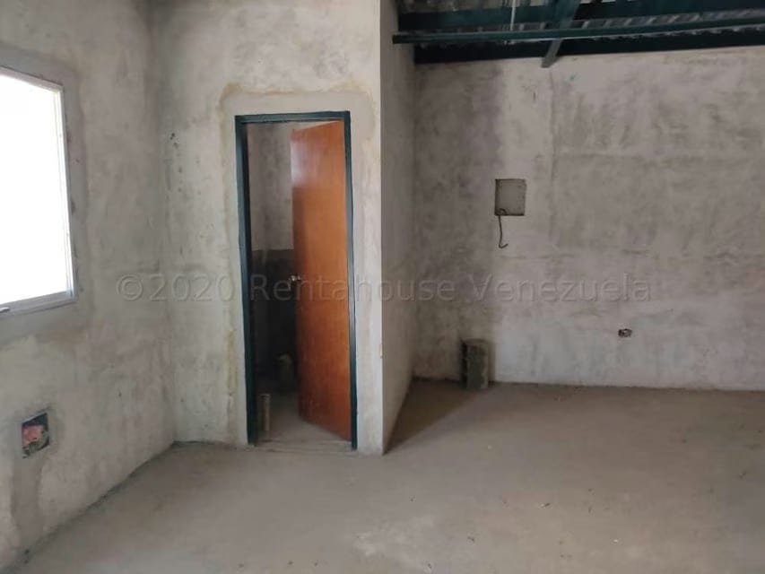 Comercial (Galpon - Deposito) en Venta en Parroquia Juan de Villegas, Lara - 4