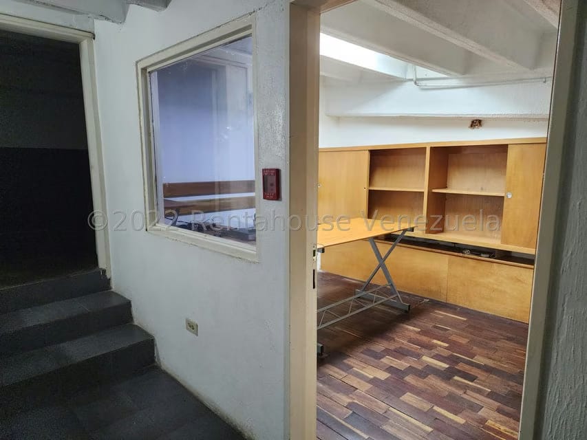 Comercial (Local Comercial) en Alquiler en Lomas de La Trinidad, Distrito Metropolitano - 25