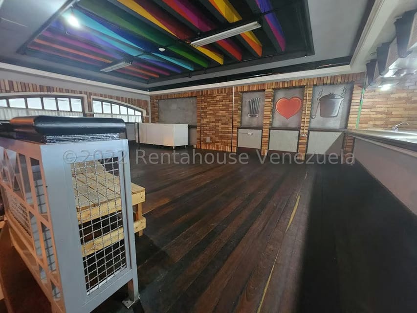 Comercial (Local Comercial) en Alquiler en Lomas de La Trinidad, Distrito Metropolitano - 7