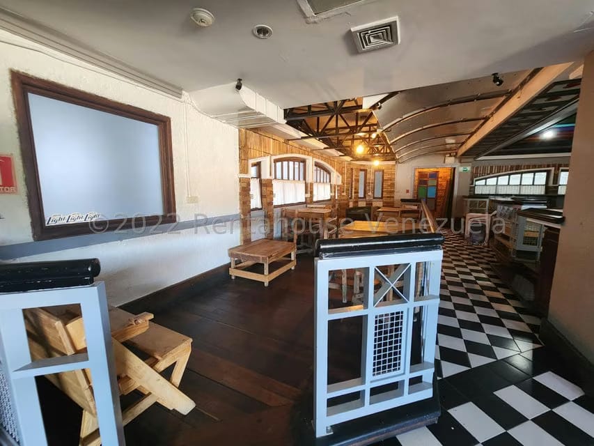 Comercial (Local Comercial) en Alquiler en Lomas de La Trinidad, Distrito Metropolitano - 9