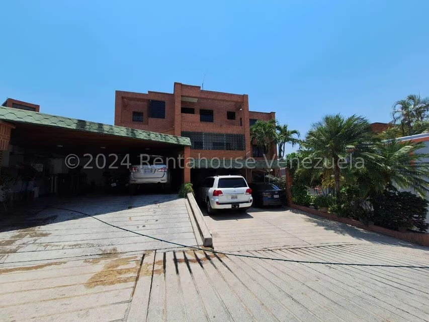 Casa (Duplex) en Venta en El Pedregal, Lara - 2