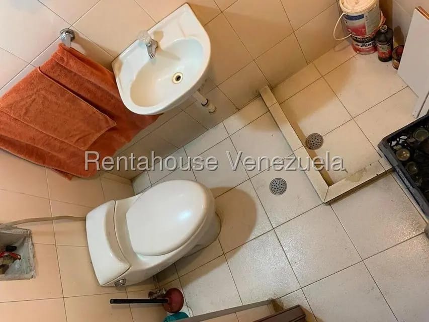 Comercial (Local Comercial) en Alquiler en La Florida, Distrito Metropolitano - 16