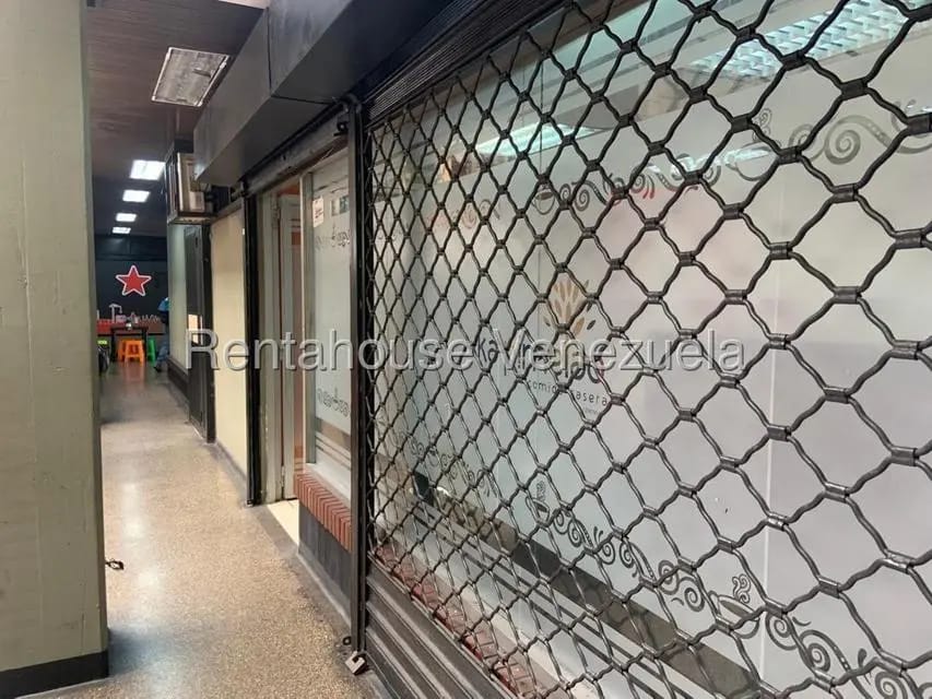 Comercial (Local Comercial) en Alquiler en La Florida, Distrito Metropolitano - 5