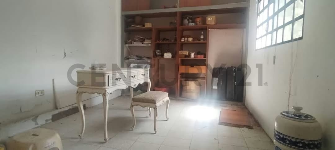 Iluminada y ventilada casa en Venta en la Urb. Santa Sofia, Municipio Baruta - 5