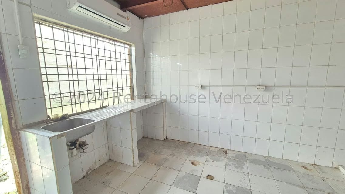 Terreno (Industrial) en Venta en Los Naranjillos, Lara - 13