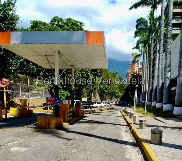 Negocios y Empresas (Entretenimiento) en Venta en Los Chaguaramos, Distrito Metropolitano - 2