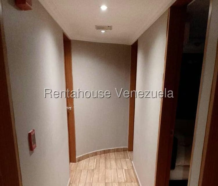 Negocios y Empresas (Entretenimiento) en Venta en Los Chaguaramos, Distrito Metropolitano - 16