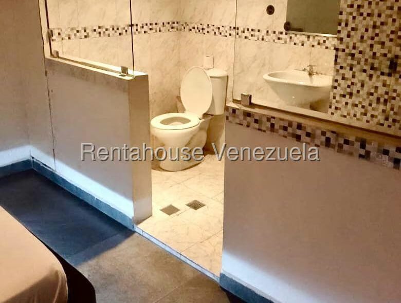 Negocios y Empresas (Entretenimiento) en Venta en Los Chaguaramos, Distrito Metropolitano - 18