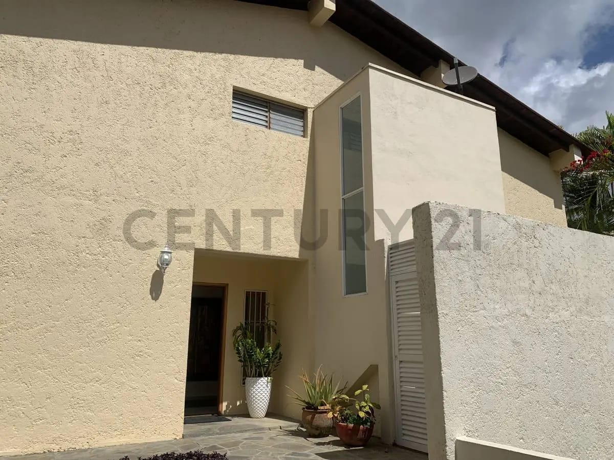 Venta de Town House en Oripoto - 2