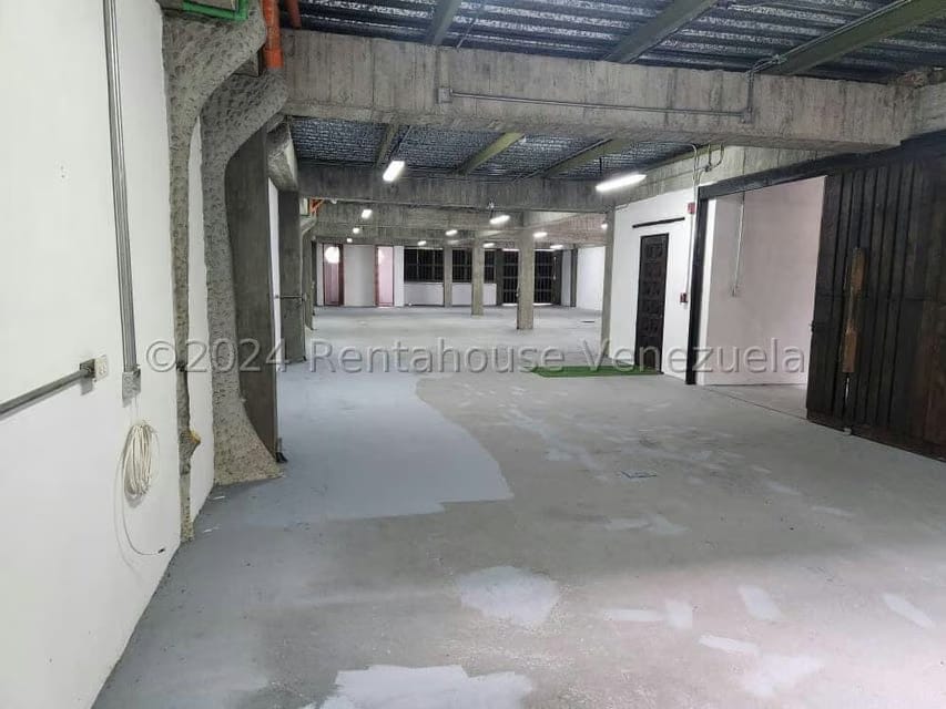 Comercial (Local Comercial) en Alquiler en El Hatillo, Distrito Metropolitano - 14
