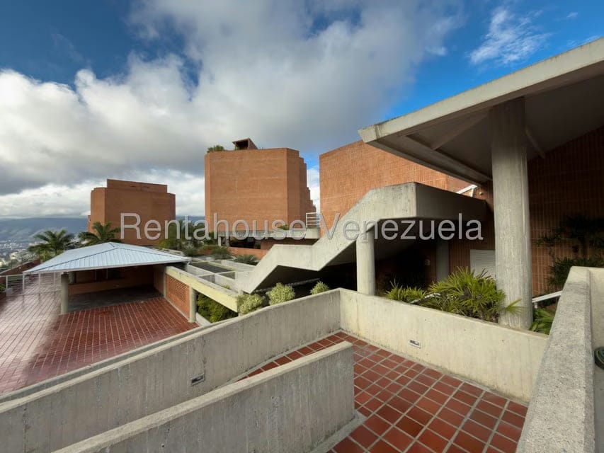 Apartamento (1 Nivel) en Alquiler en Solar del Hatillo, Distrito Metropolitano - 22