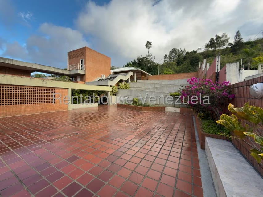 Apartamento (1 Nivel) en Alquiler en Solar del Hatillo, Distrito Metropolitano - 25