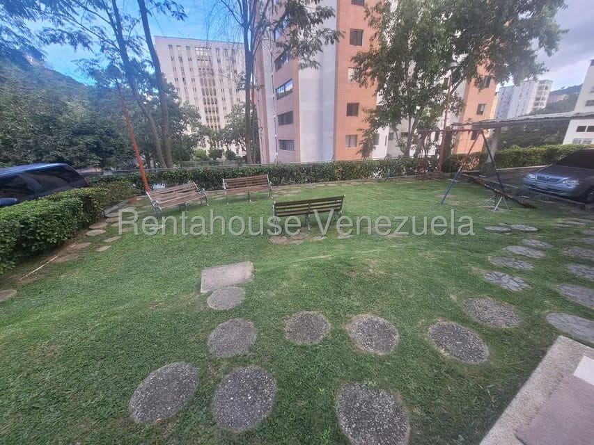 Apartamento (1 Nivel) en Venta en Santa Paula, Distrito Metropolitano - 25