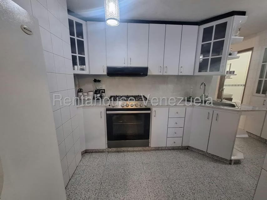 Apartamento (1 Nivel) en Venta en Santa Paula, Distrito Metropolitano - 6