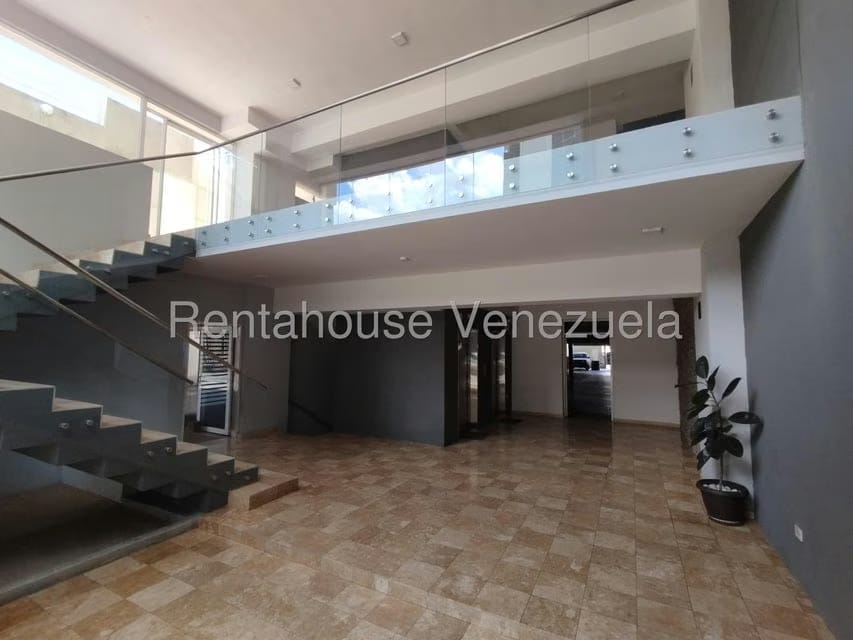 Apartamento (Duplex) en Venta en Triangulo del Este, Lara - 5