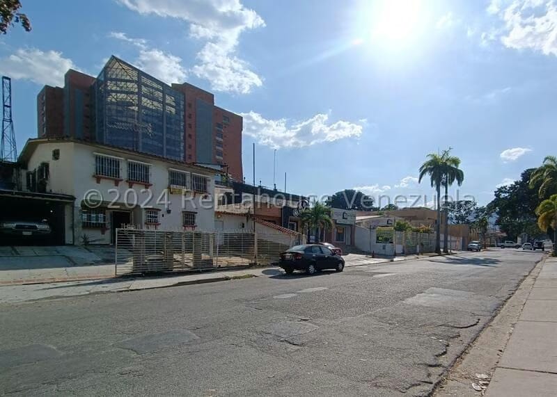 Comercial (Local Comercial) en Venta en La Viña, Carabobo - 2