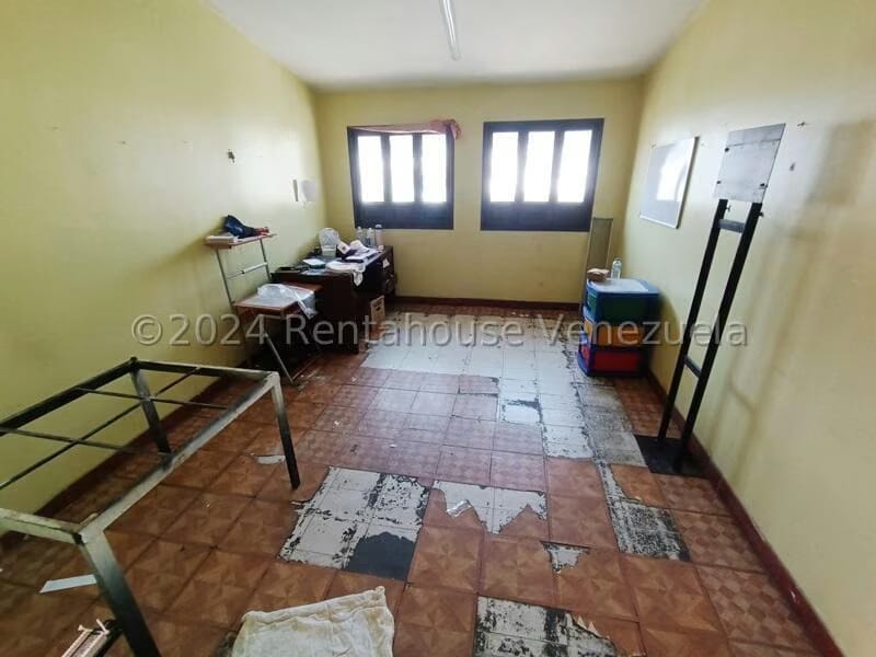 Comercial (Local Comercial) en Venta en La Viña, Carabobo - 9
