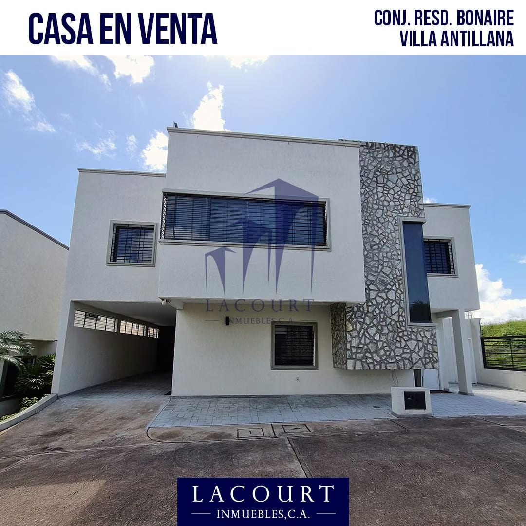 Hermosa Y Moderna Casa Totalmente Amoblada # AL