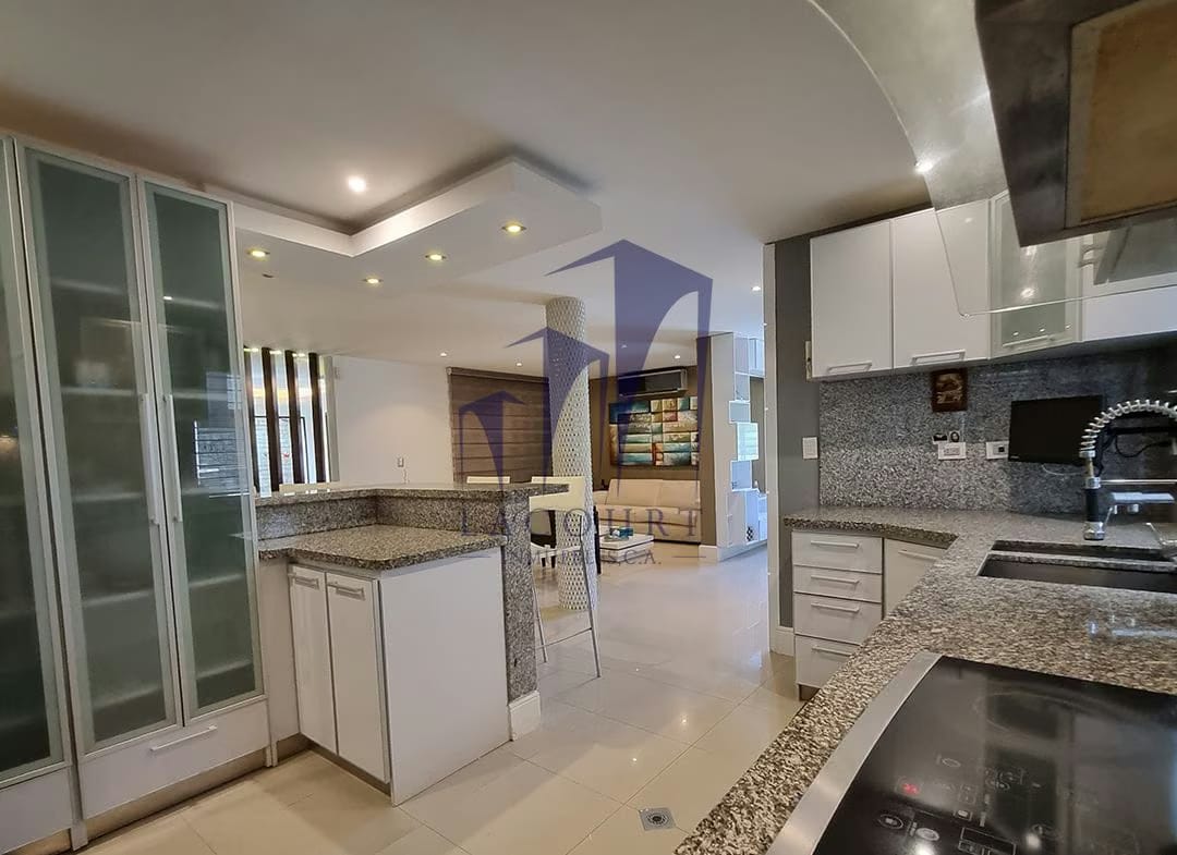 Hermosa Y Moderna Casa Totalmente Amoblada # AL - 4