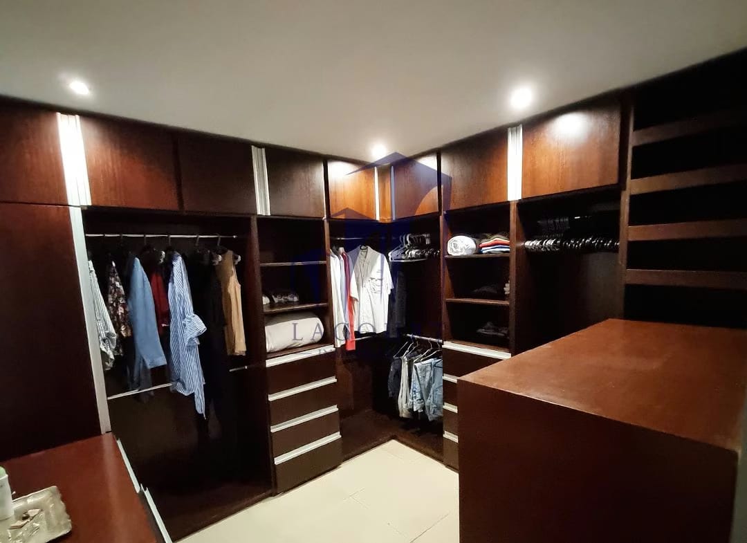 Hermosa Y Moderna Casa Totalmente Amoblada # AL - 9