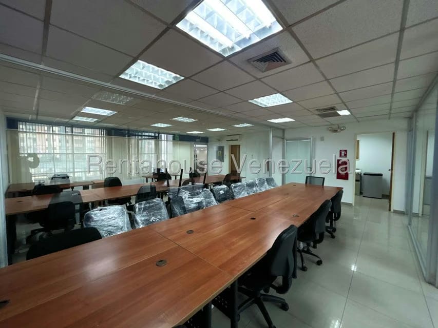 Comercial (Local Comercial) en Venta en Del Este, Lara - 12