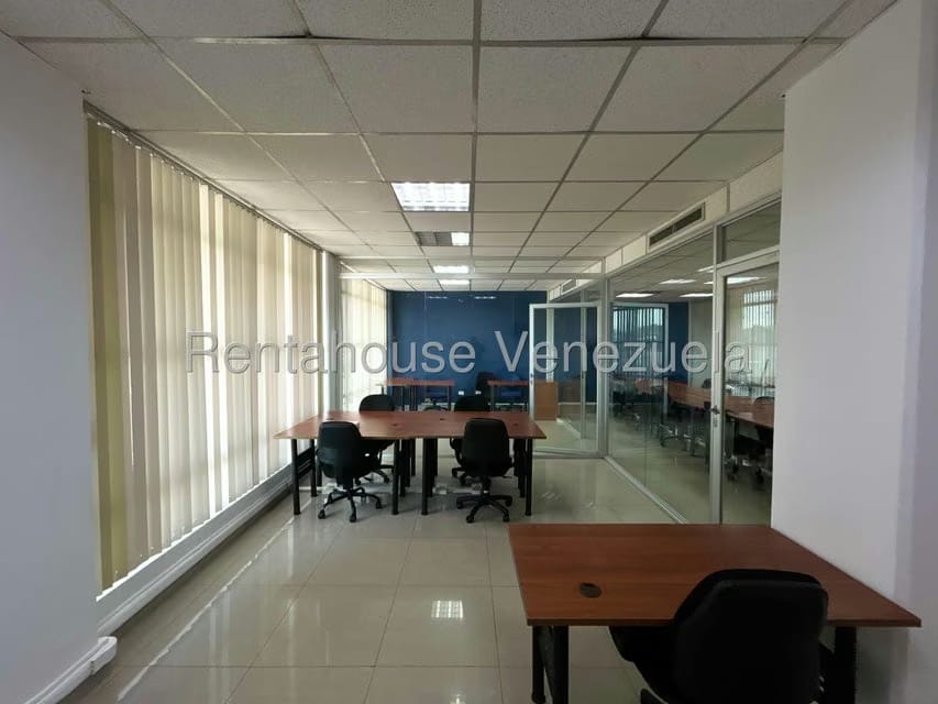 Comercial (Local Comercial) en Venta en Del Este, Lara - 16