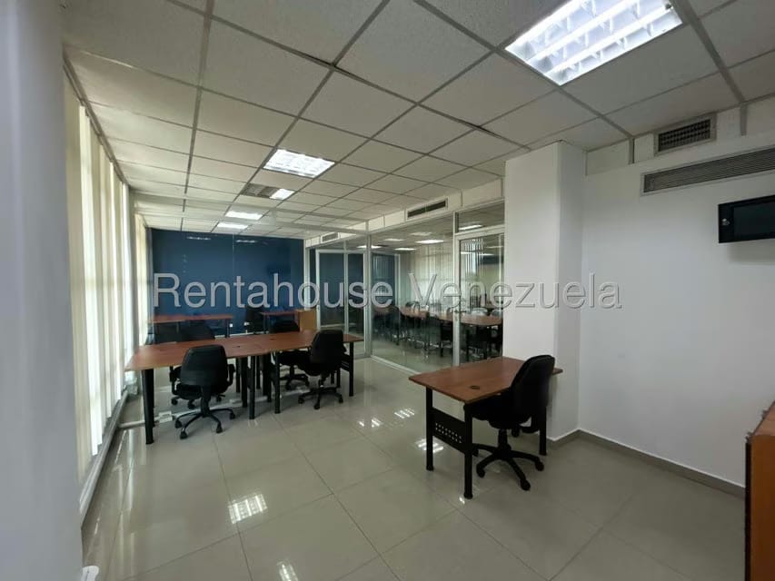 Comercial (Local Comercial) en Venta en Del Este, Lara - 17