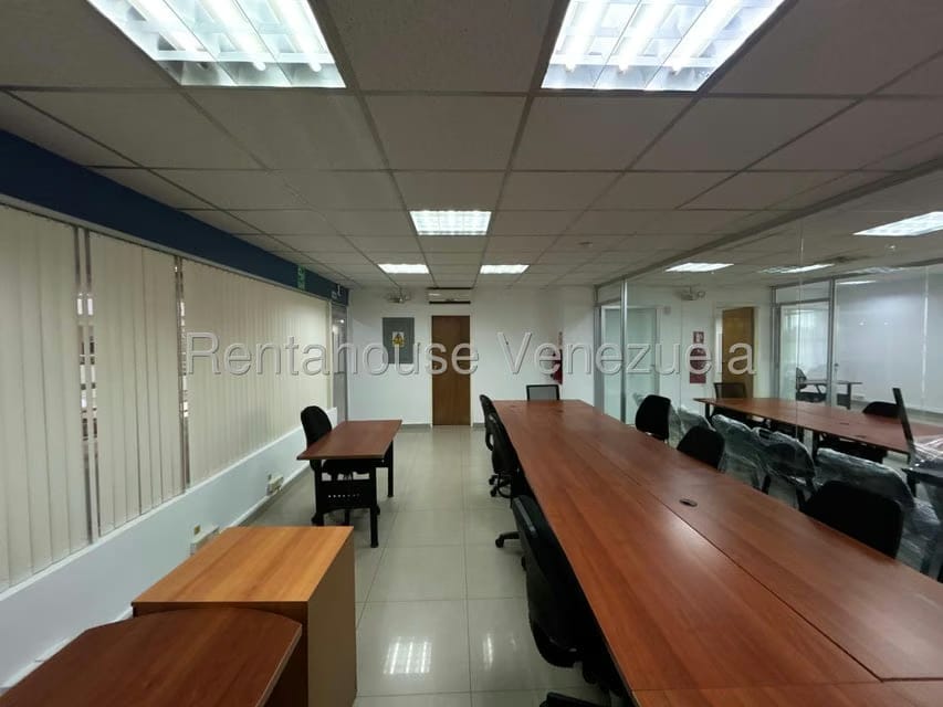 Comercial (Local Comercial) en Venta en Del Este, Lara - 5
