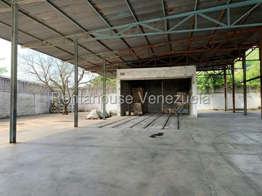 Comercial (Galpon - Deposito) en Venta en Alvarenga, Miranda - 10